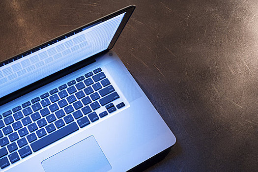 集成显卡的主板应该如何选购？