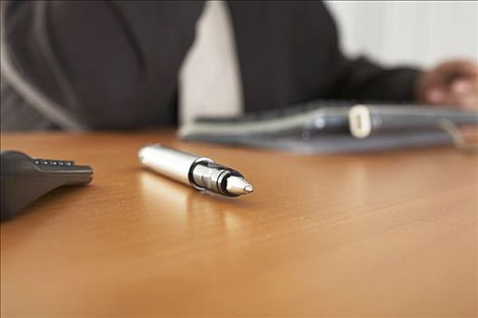 Linux VPS中rar、unrar命令安装和使用详解